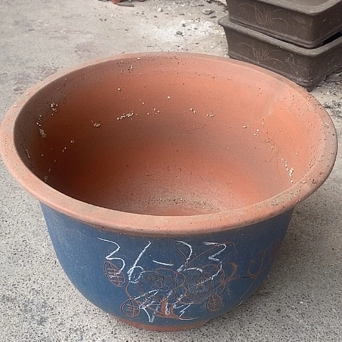 中国宜兴紫砂花，