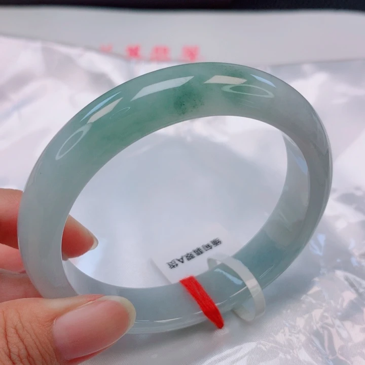b***e未镶嵌手镯翡翠59圈