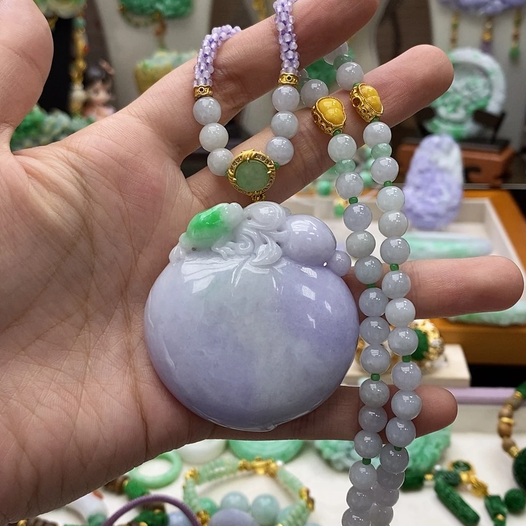 颈饰未镶嵌翡翠项链