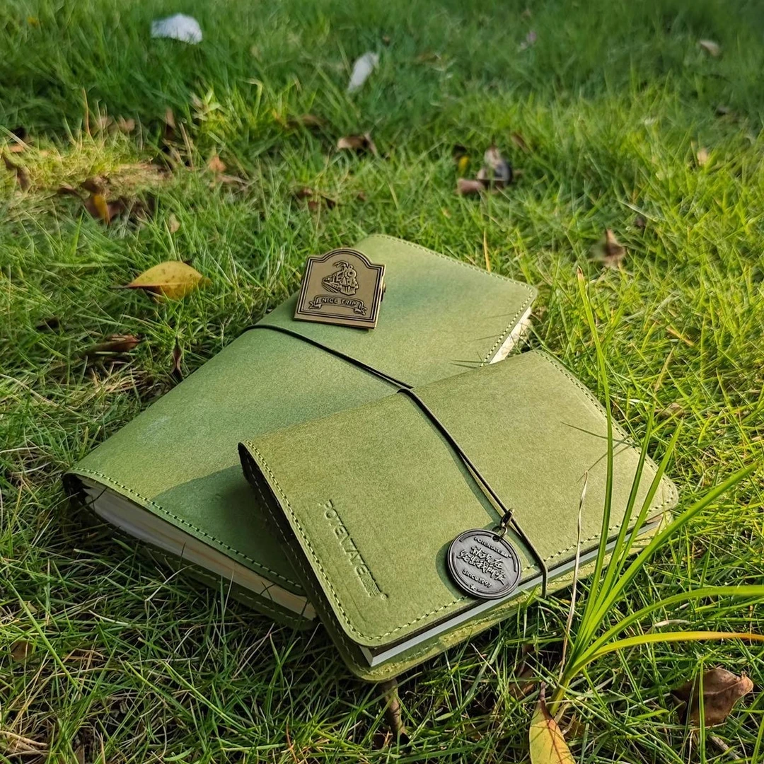 遵爵棉浆水彩纸多功能旅行手账本200g全棉中粗纸适用于钢笔淡彩铅