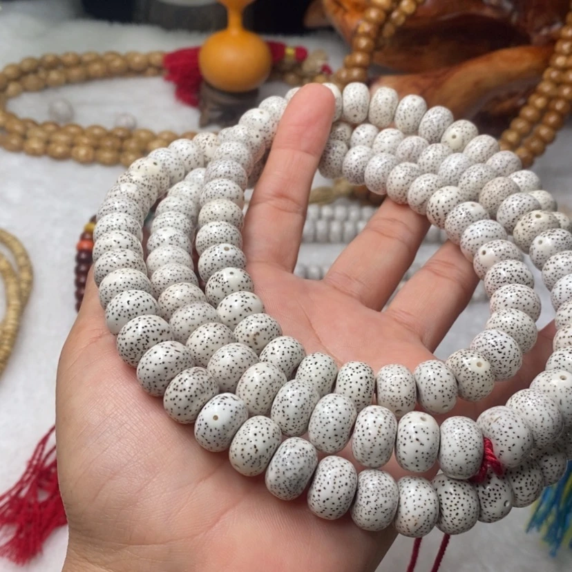 【闪购商品】星月菩提吊坠小***员脱脂10/14