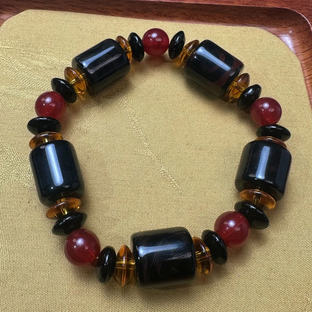 三眼玛瑙桶珠手串