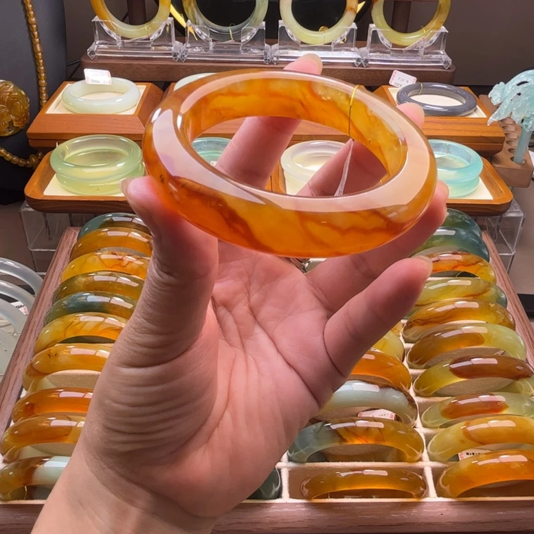 蛇纹石玉未镶嵌手镯56