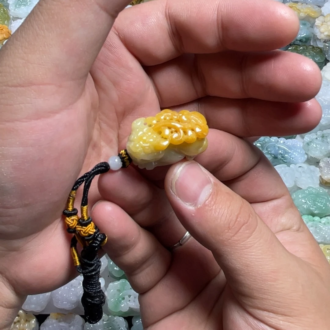 翡翠未镶嵌颈饰天然