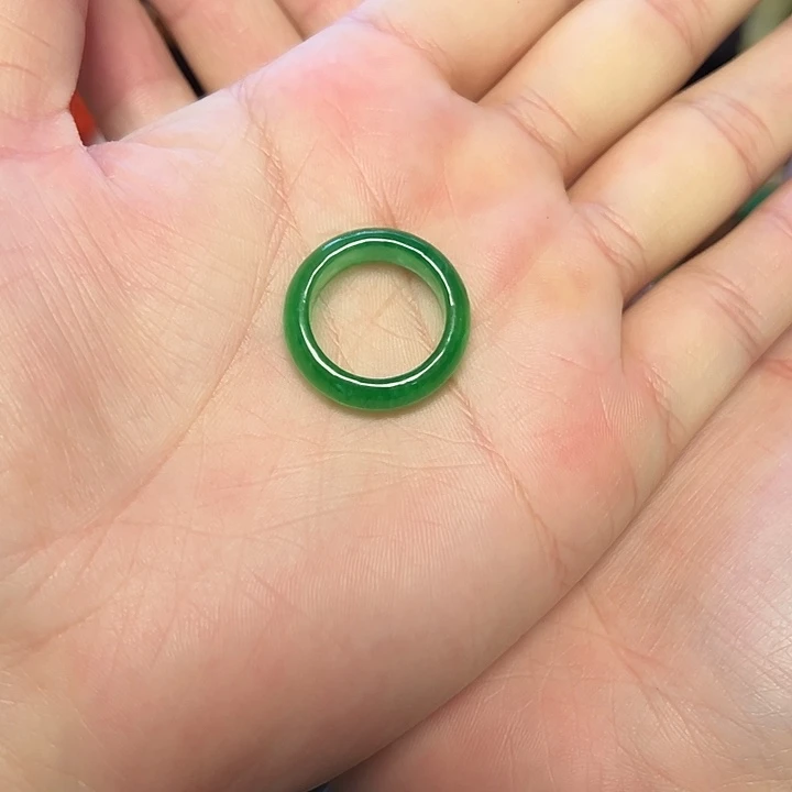 未镶嵌戒指翡翠漂亮漂亮漂亮漂亮