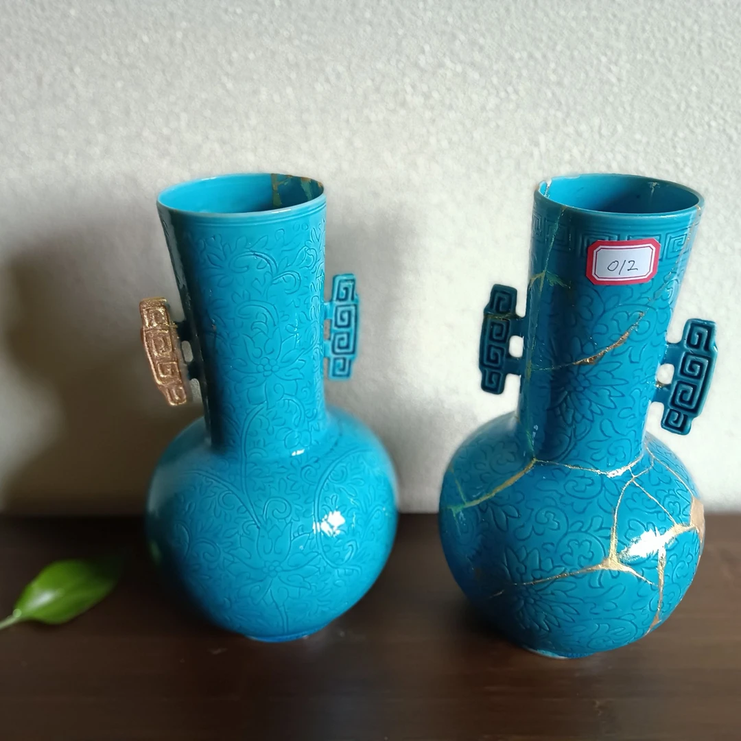 孔雀蓝釉老瓷器花瓶双耳尊一对品相如图