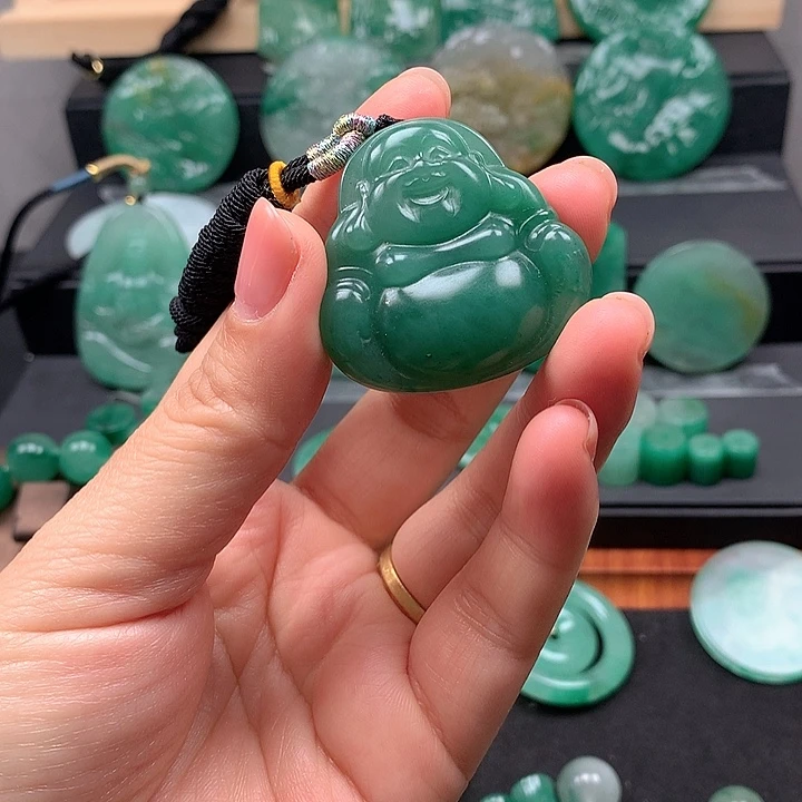 未镶嵌石英岩玉珠宝半成品