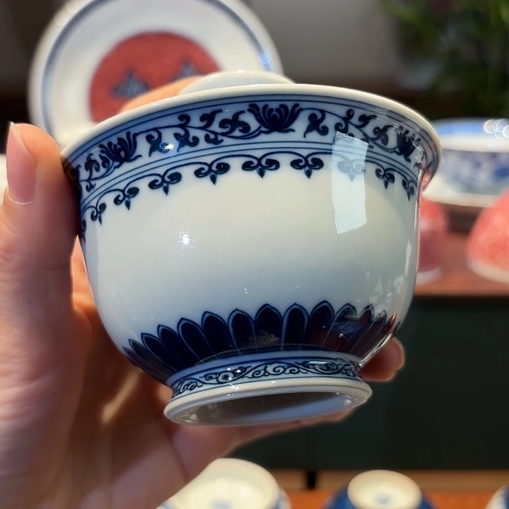 记石柴窑青花如意纹盖碗