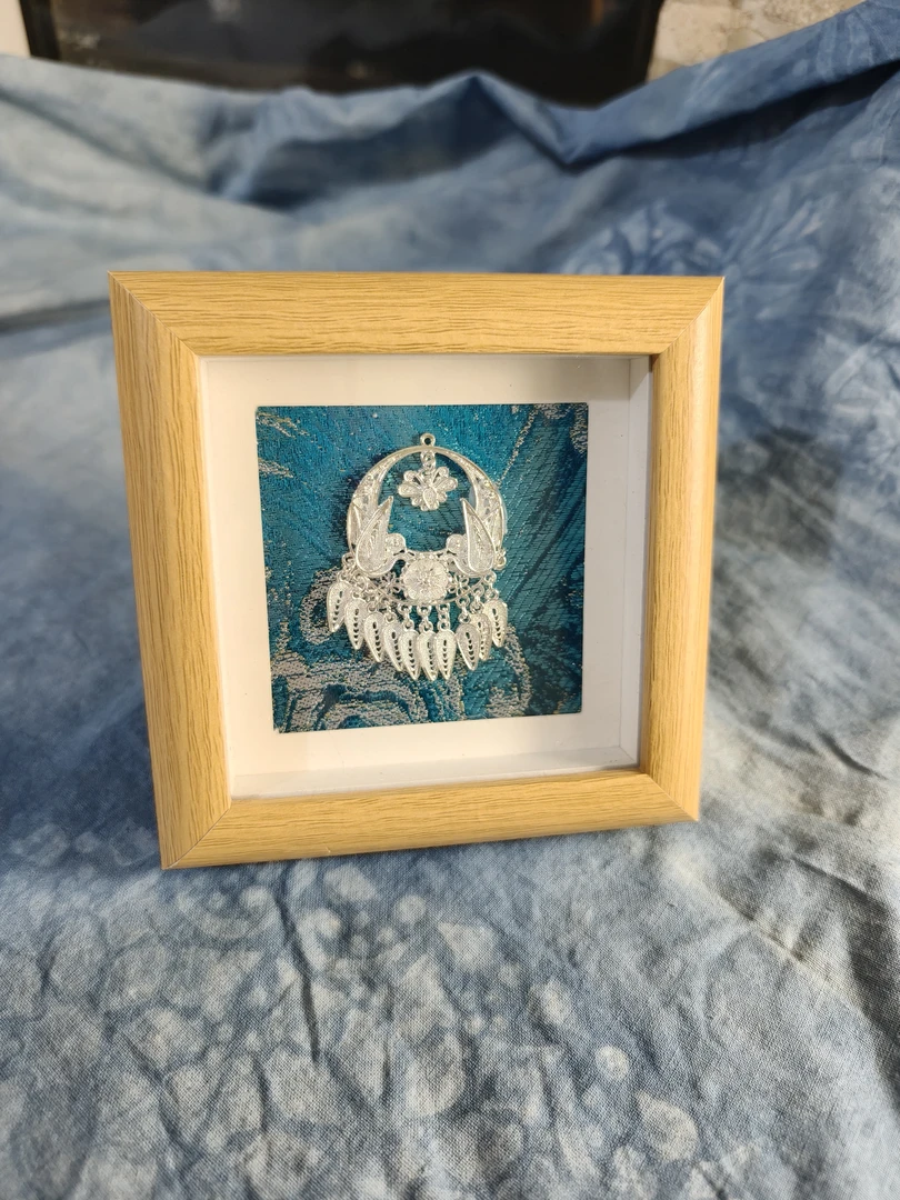 手工刺绣苗银民族风原木风实木摆台卧室书桌台面装饰家居相框饰品