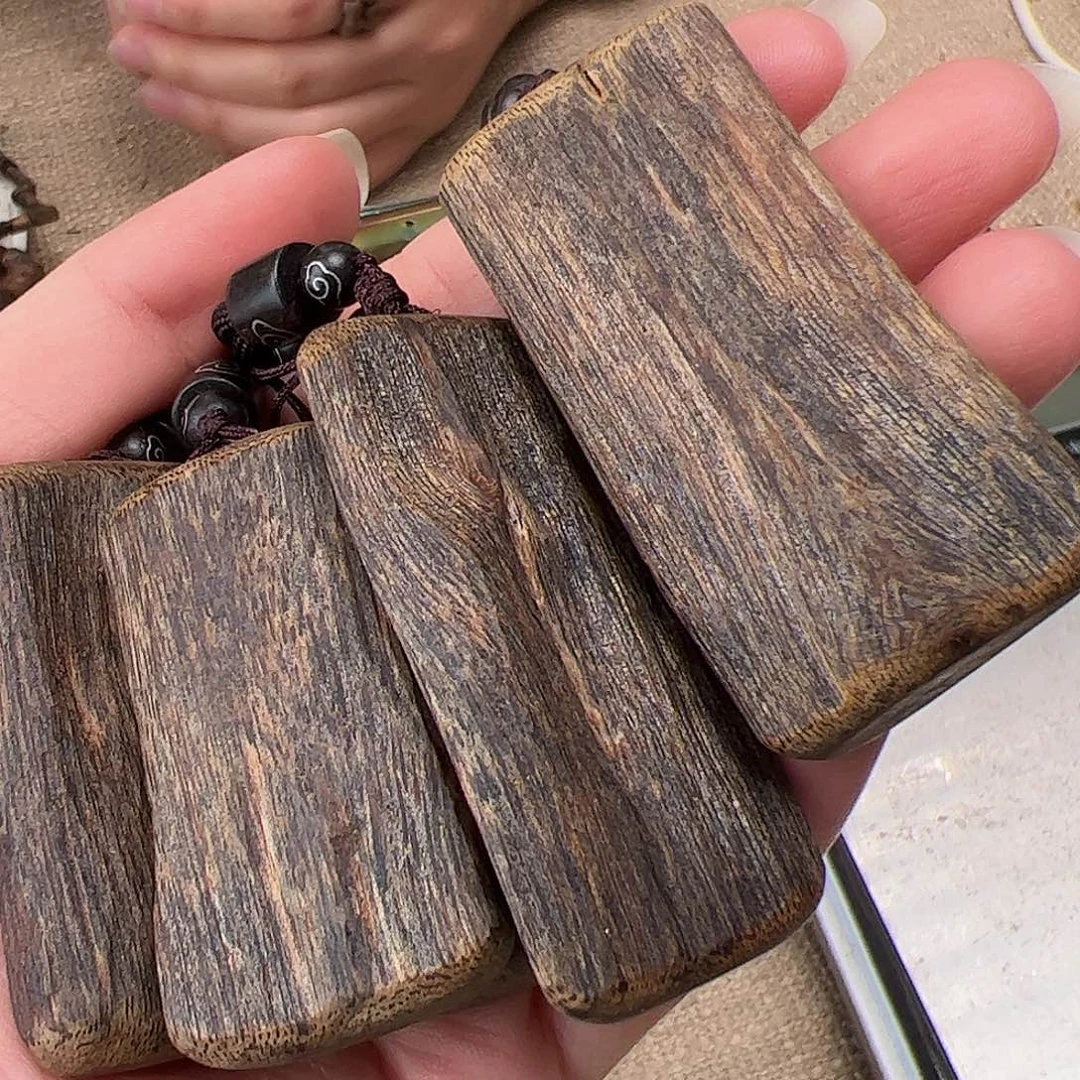 沉香碎屑沉香奇楠沉香沉浮牌子原材料多样性发一