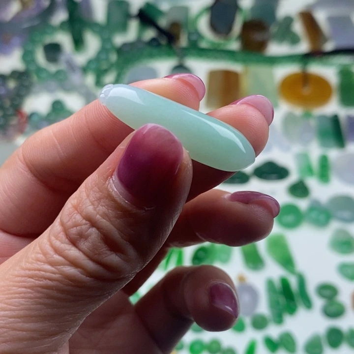 翡翠未镶嵌挂件天然翡翠