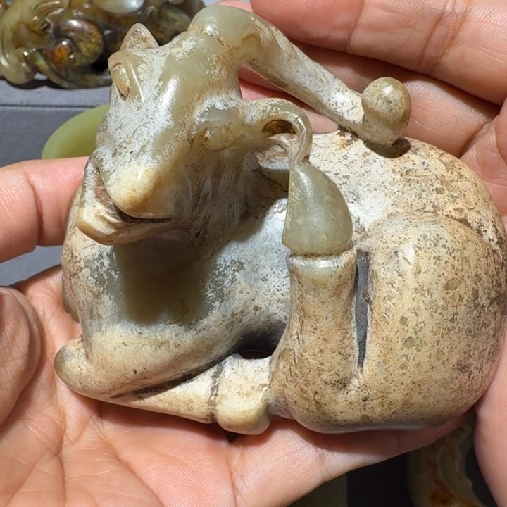 今***约和田玉未镶嵌挂件