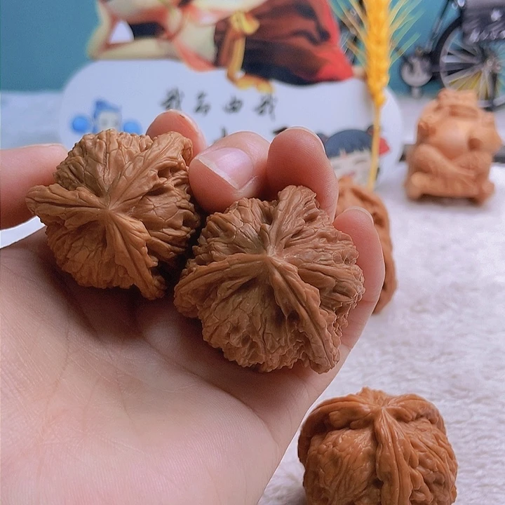 把件文玩核桃丁*三棱