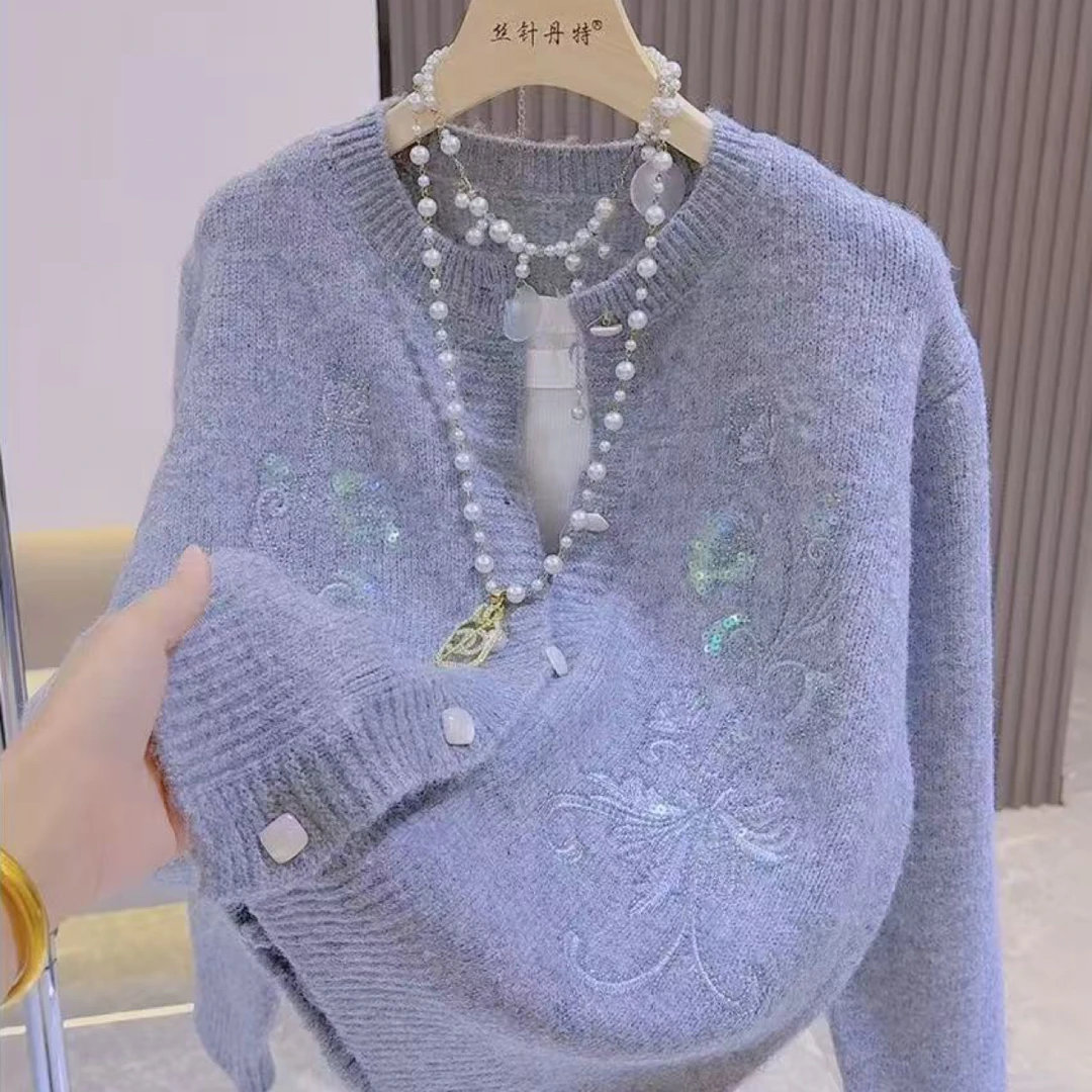设计感亮片花朵新款圆领毛衣外套女长袖秋冬新款毛衣针织开衫上衣