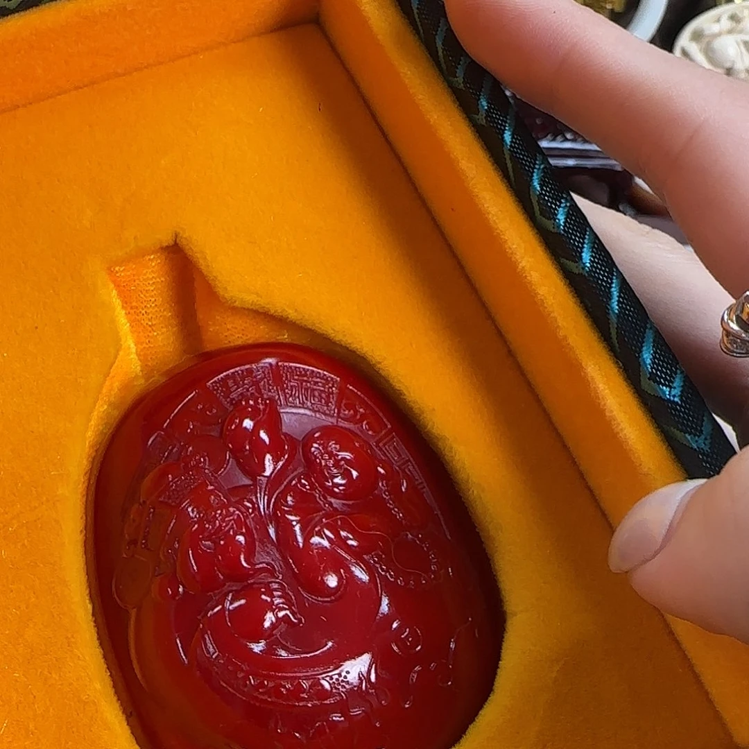 织绣卓玛推荐高货精品羊脂红