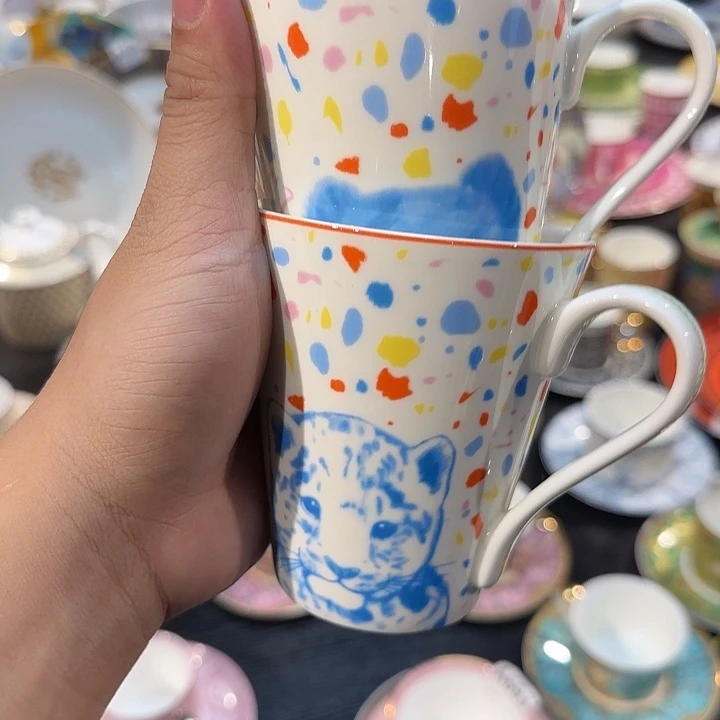 瓷片两个马克杯马克杯