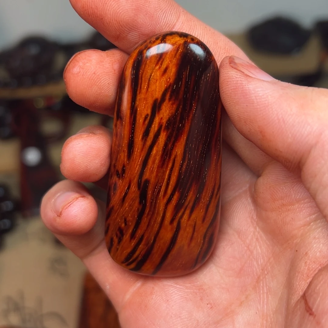 小***.把件小叶紫檀印度小叶紫檀