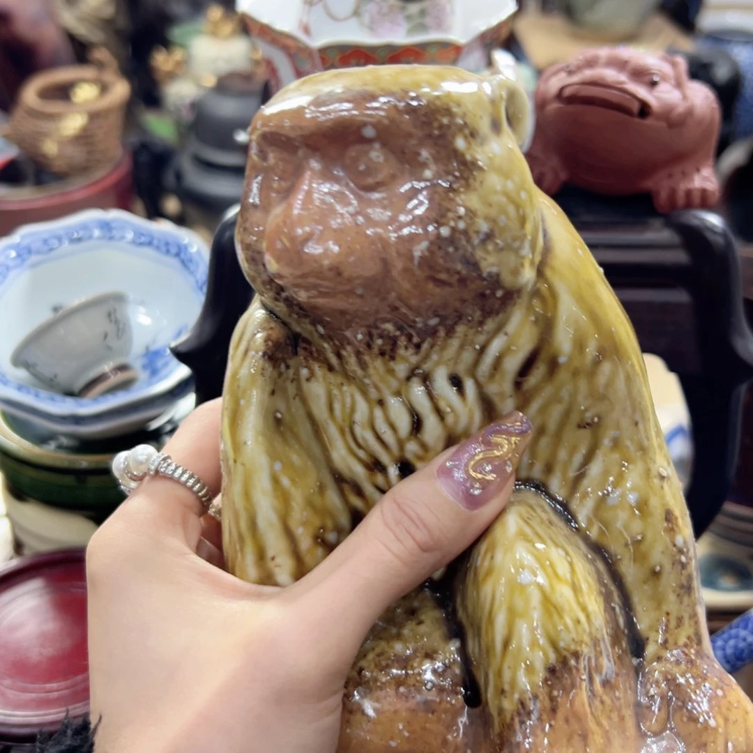 瓷片陶瓷和金属表面上