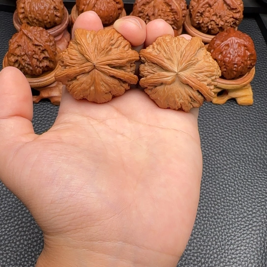 把件文玩核桃白狮子 40尺寸