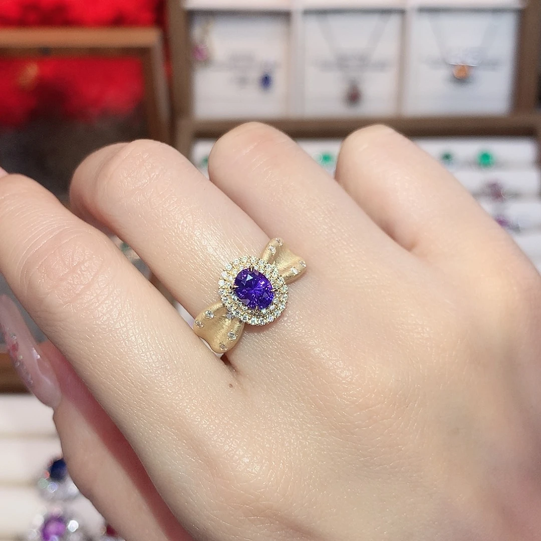 18K金镶嵌彩色蓝宝石戒指1.04ct/天然宝石/七天无理由