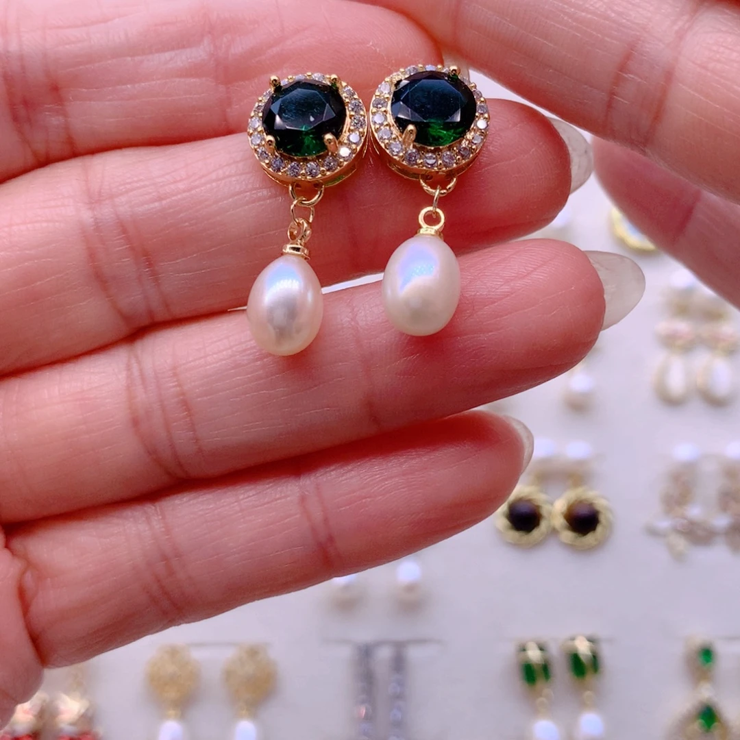 淡水珍珠合金耳饰