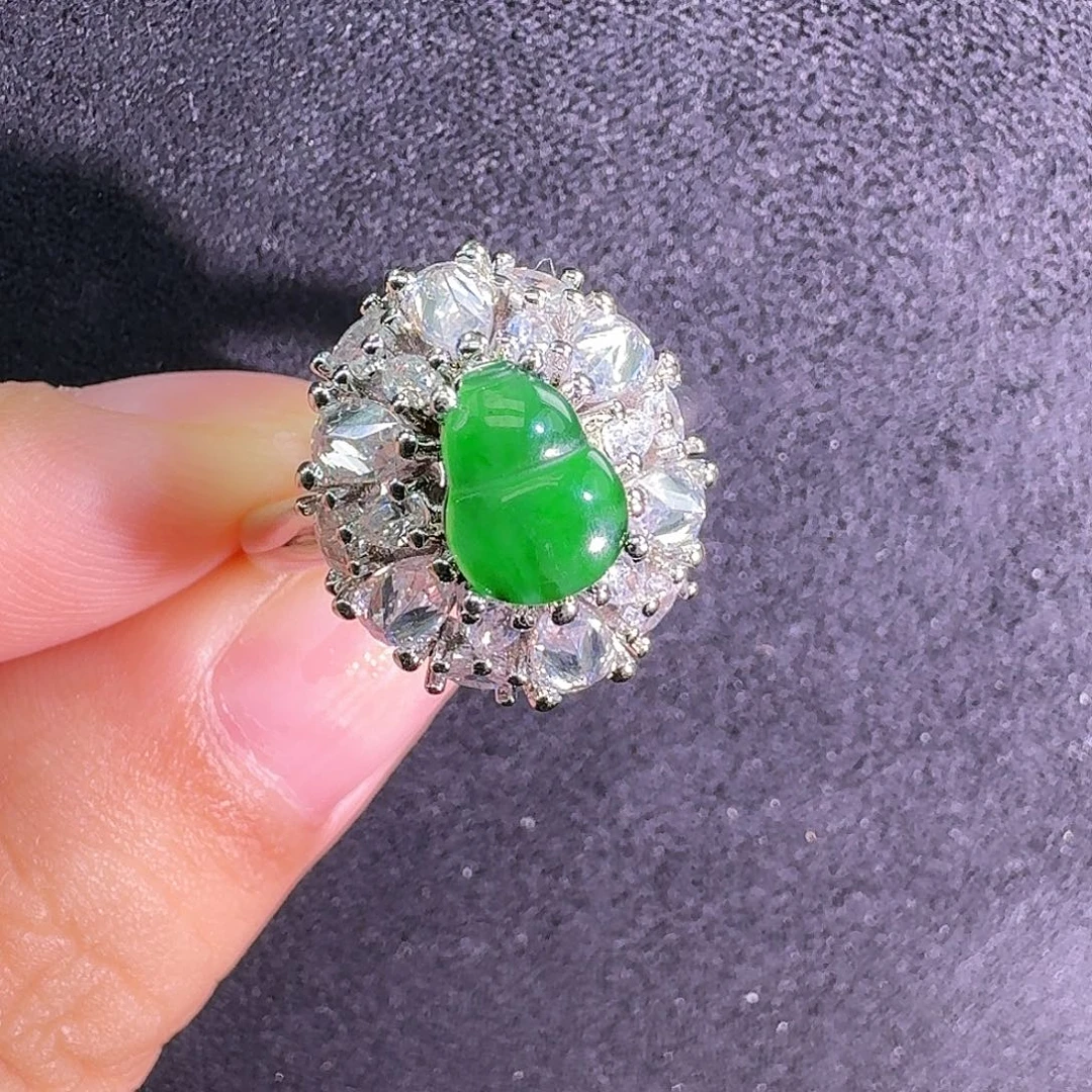 翡翠未镶嵌戒指葫芦