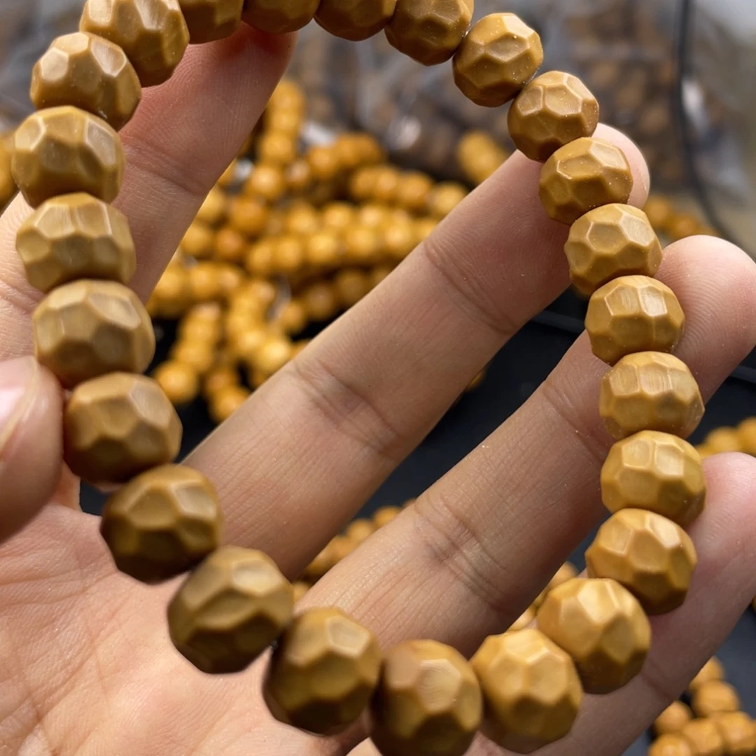 猴头核桃吊坠这不都