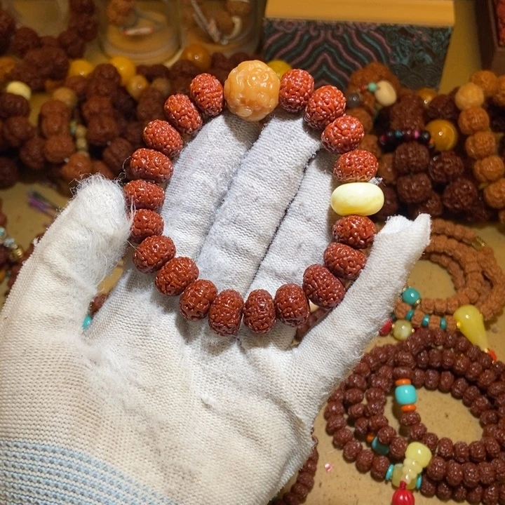 金刚菩提吊坠148玉化貔貅黄扣