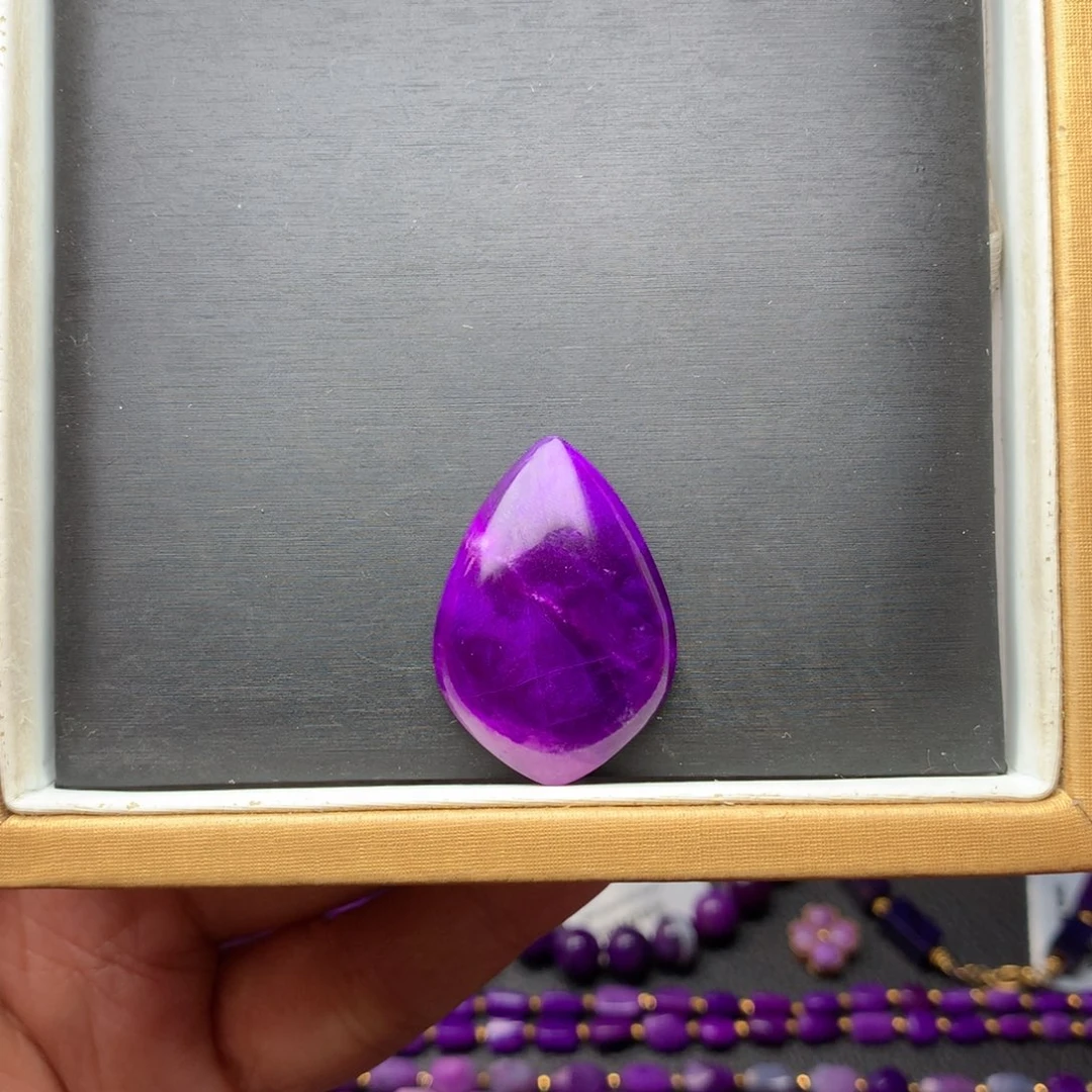 未镶嵌苏纪石（舒俱来）吊坠