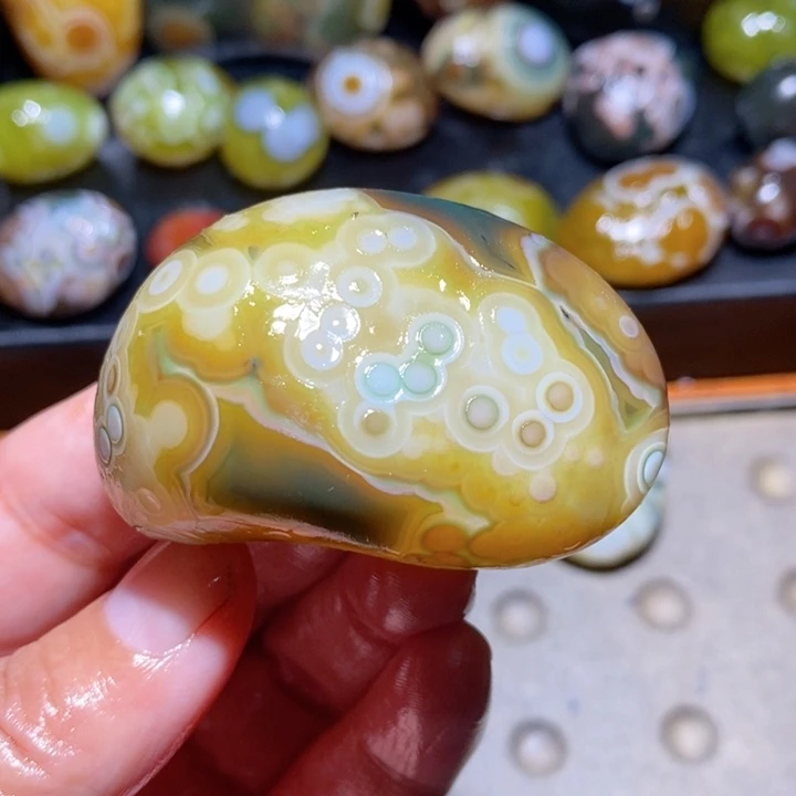 未镶嵌玛瑙/玉髓珠宝半成品42