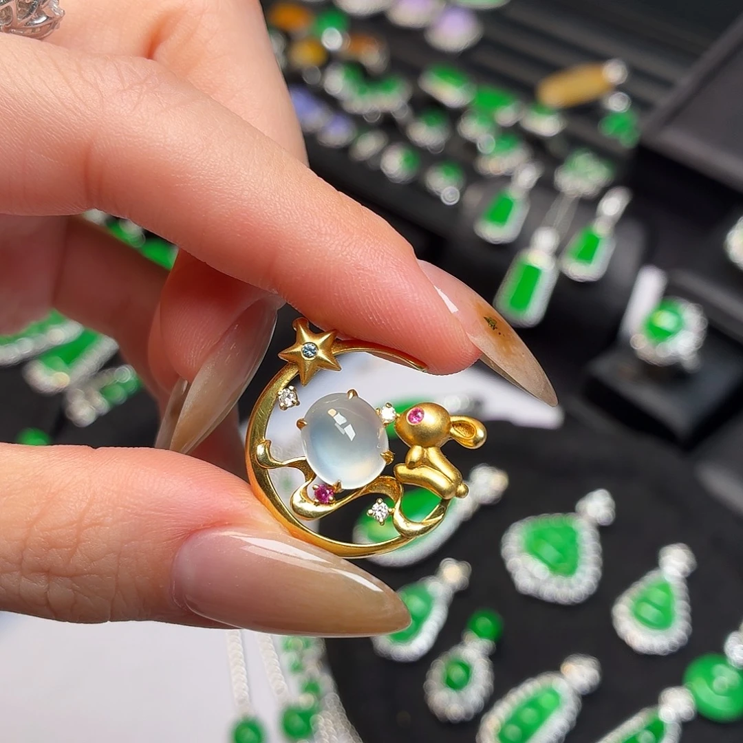 翡翠未镶嵌颈饰027蛋面吊坠