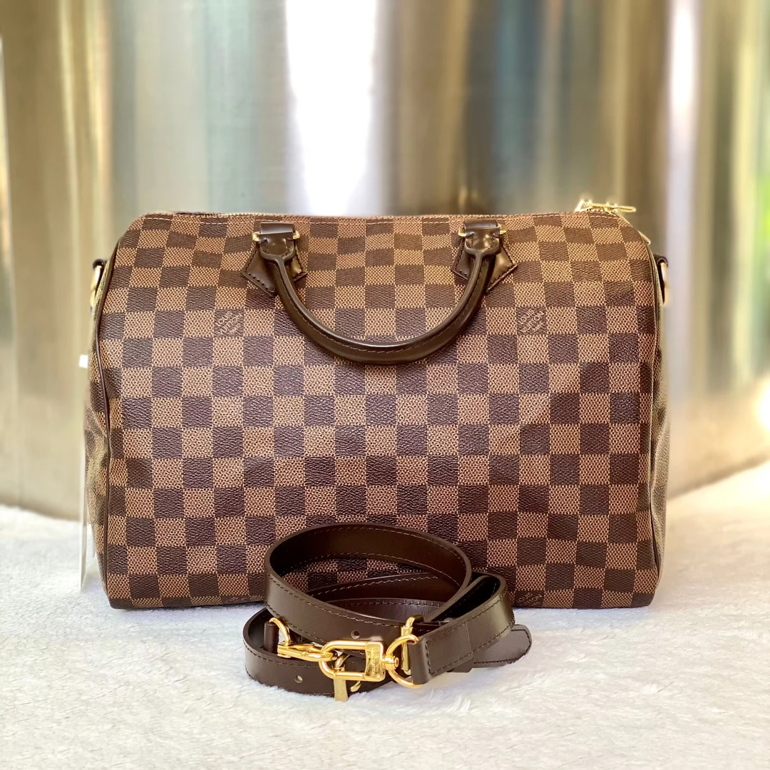 99新 LouisVuitton/路易威登 古有98新LV棋盘格30枕头肩带款6134
