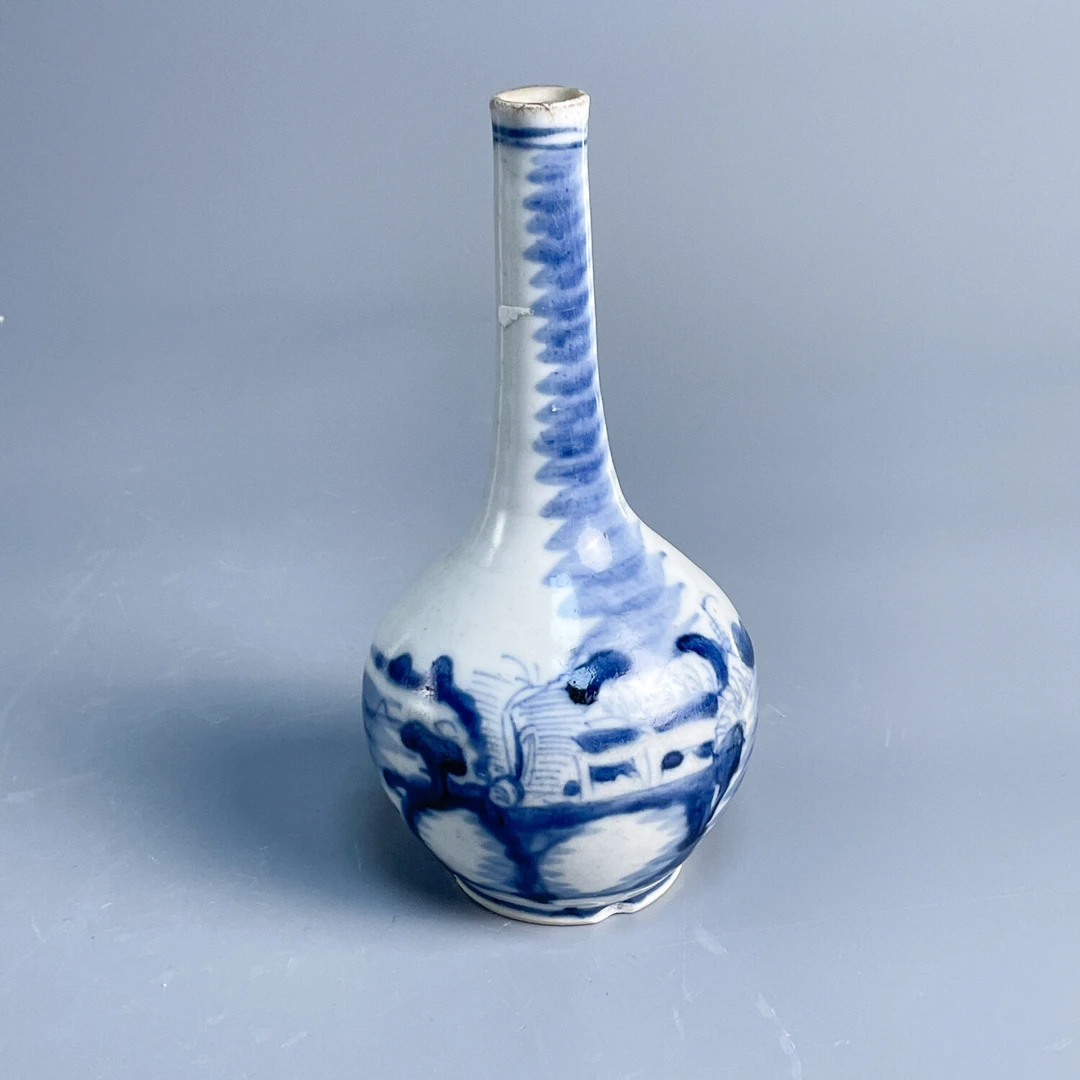 M25KN001916 - 清中期 青花山水胆式瓶2