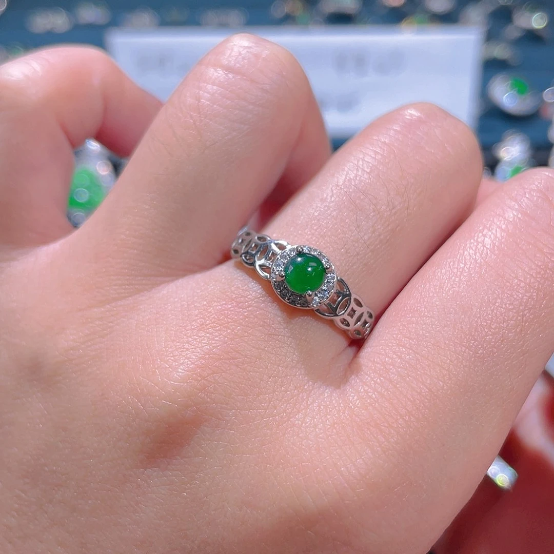 未镶嵌戒指翡翠戒指