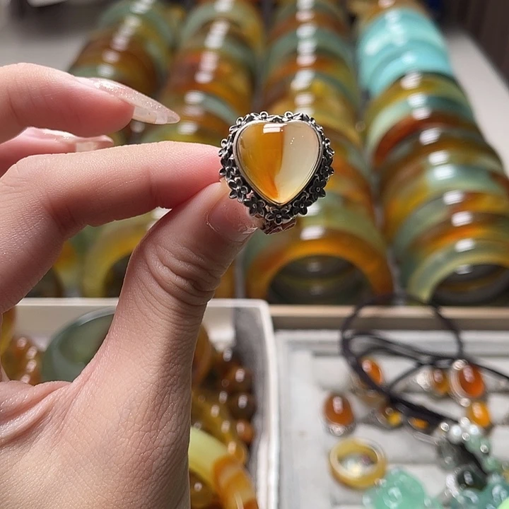 用***8蛇纹石玉银S925镶嵌戒指