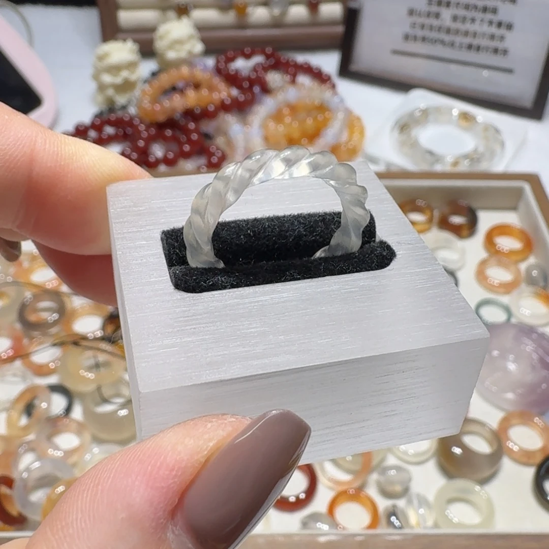 未镶嵌戒指玛瑙/玉髓港14码福利不退换