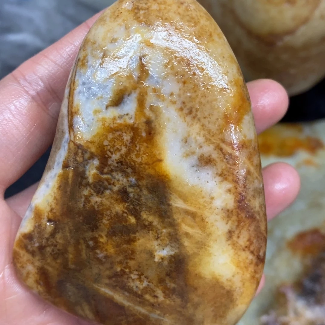 未镶嵌和田玉（糖玉）挂件