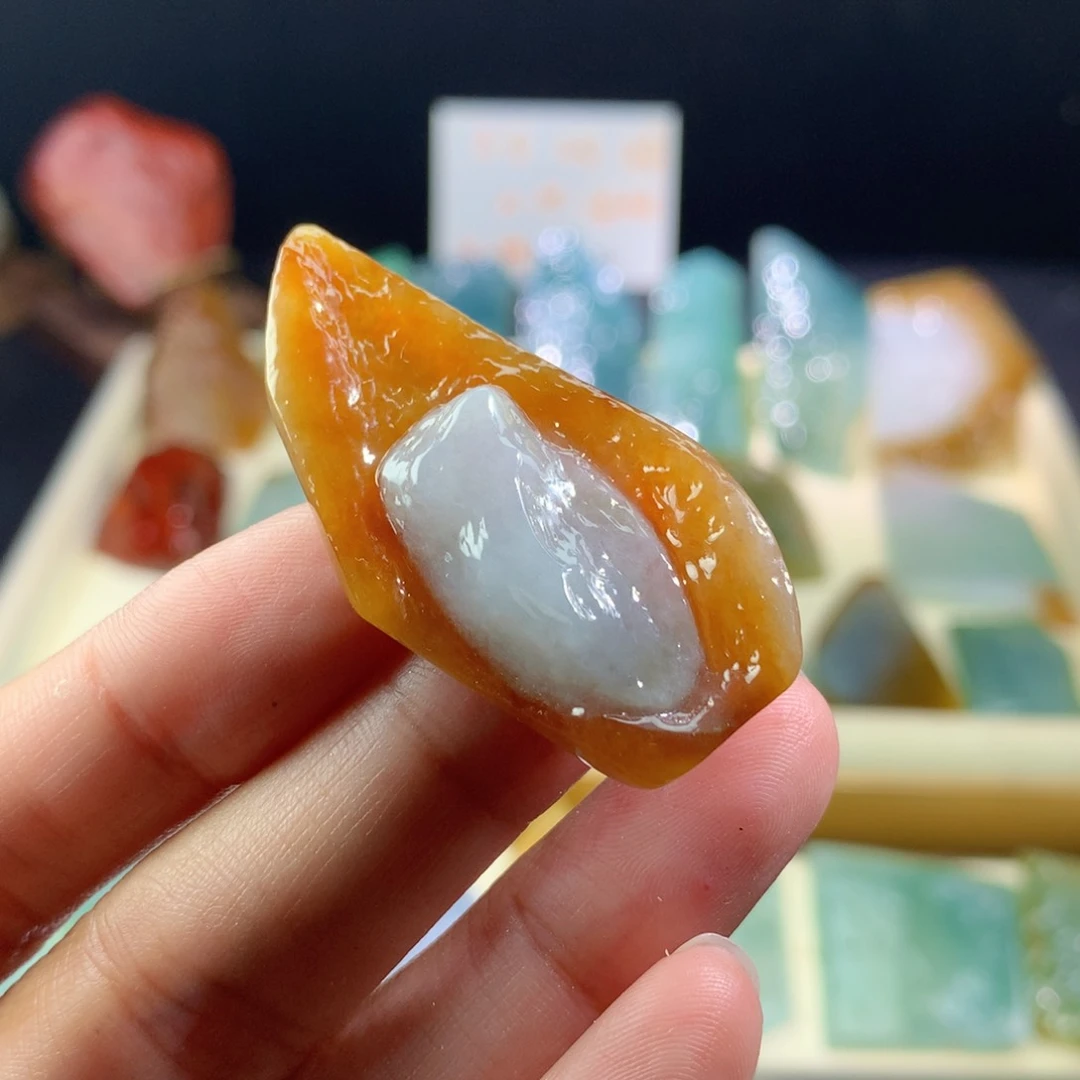 定制翡翠未镶嵌包工包料
