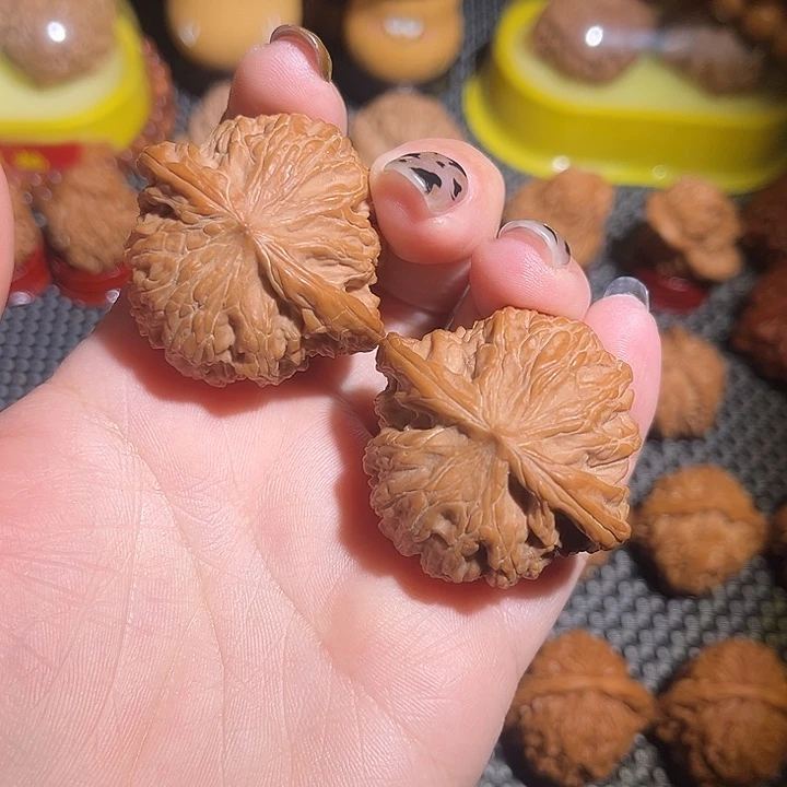 特****磨盘全品无修白茬41