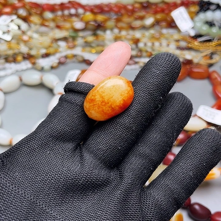 高***兴和田玉未镶嵌手链