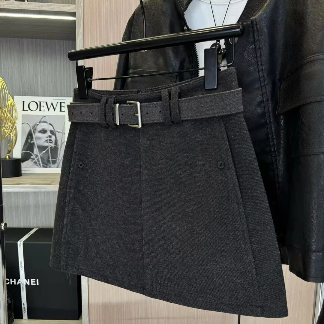 毛呢半身裙女2025秋冬新款设计感腰带高腰包臀裙小个子a字短裙潮