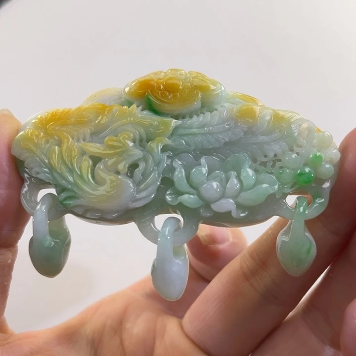 翡翠吊坠(赠链)未镶嵌代编织