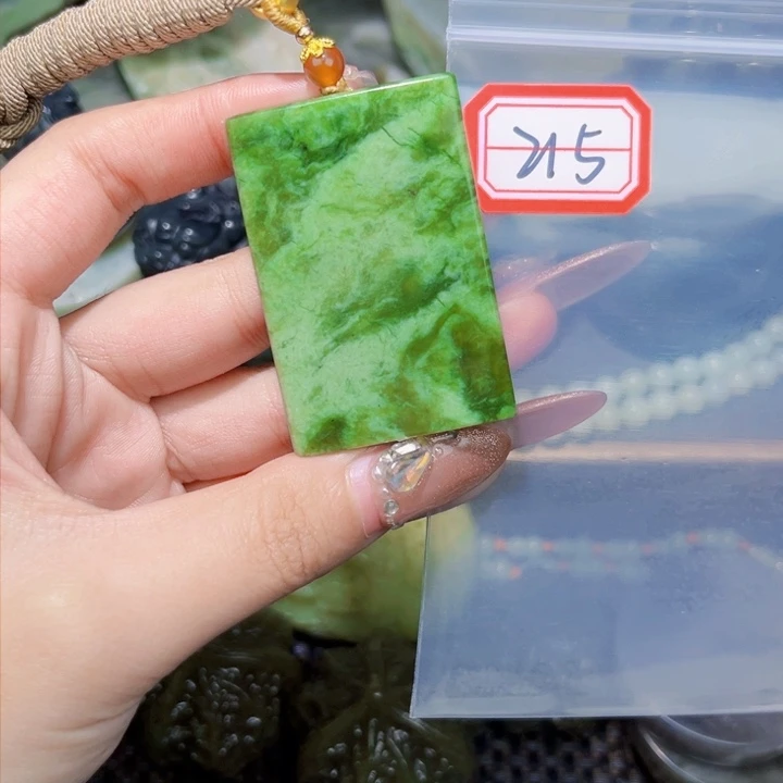 和田玉和田玉边角料随机发未镶嵌