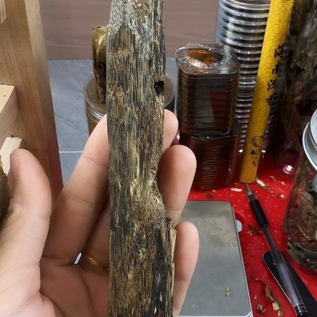 香料绿奇楠虫漏白棋23克