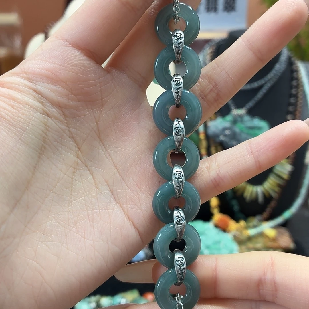 翡翠未镶嵌耳饰手串