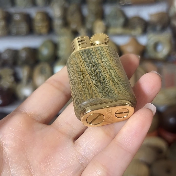 木刘*张阿根廷绿檀打火机
