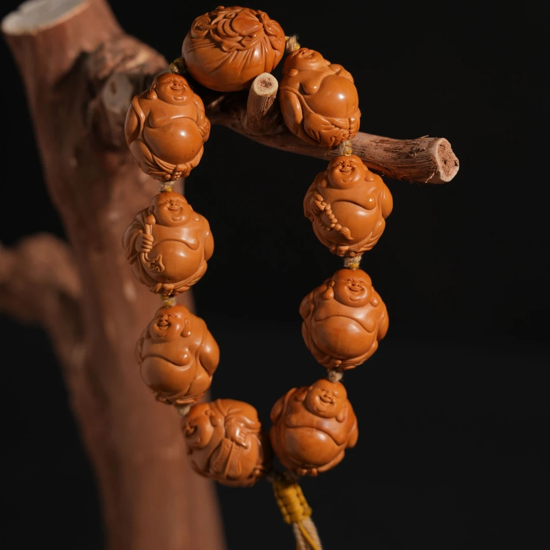 瑾亜，福泽三世八大弥勒橄榄核雕手串