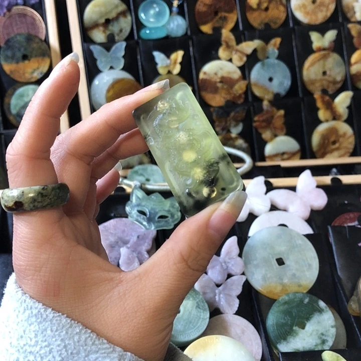 岫玉未镶嵌岫玉挂件