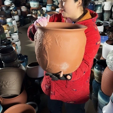 口29高27瑕疵一个。