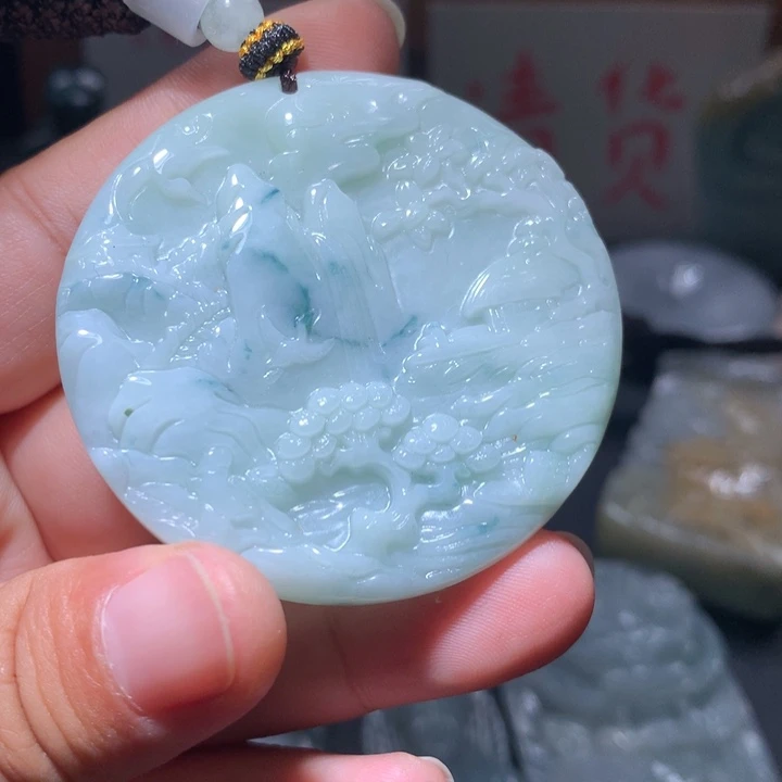 翡翠未镶嵌颈饰保真天然A货翡翠